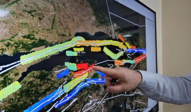 7 büyüklüğünde ve üzerinde deprem üretecek gerginlikte fayları tespit ettiler: İstanbul için iki kritik hat!