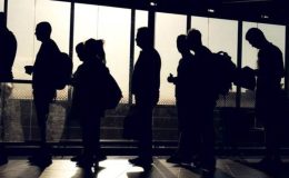 Çalışanların tatil imkanlarının artırılması önerisi