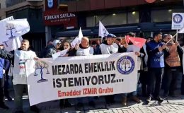 Emeklilikte Adalet Derneği ‘kademeli emeklilik’ için İzmir’de sokağa indi