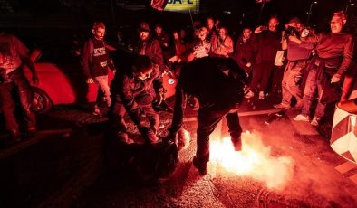 İsrail’de erken seçim protestosu