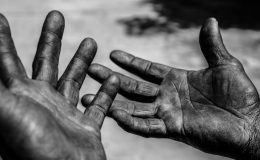 Sermaye vergiden yırtıyor… CHP’li Ali Öztunç: ‘Türkiye’de işçiler patronlardan yüzde 322 daha fazla vergi ödedi’