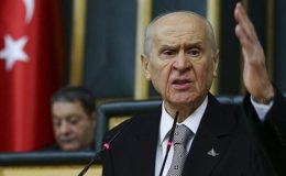 Son dakika… ‘Gericilik’ açıklamasına yanıt: Bahçeli, Zülfü Livaneli’yi hedef aldı!