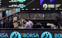 Yatırımcılar dikkat! Enflasyon, faiz, seçim… Borsa bu yıl 2023’ü aratır mı ?
