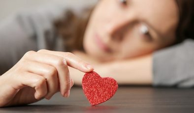 Kardiyoloji uzmanı 14 Şubat Sevgililer Günü için anlattı: ‘Ayrılık, aldatılma ve kayıplar kırık kalp sendromunu tetikliyor’