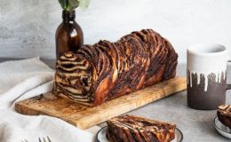 Litvanya’nın çikolata bombası olan tatlısı: İşte leziz Babka tarifi…