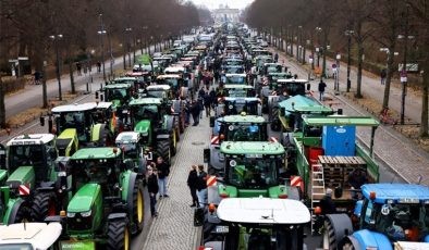 Traktörler yollarda, liderler suskun: Avrupa’daki çiftçi protestoları nereye gidiyor?
