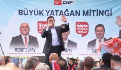 Ahmet Aras: Atatürk’ü unutturmaya çalışıyorlar