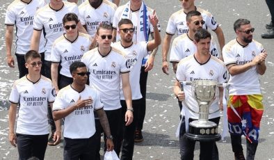 Arda Güler ilki yaşadı: Real Madrid’den görkemli kutlama!