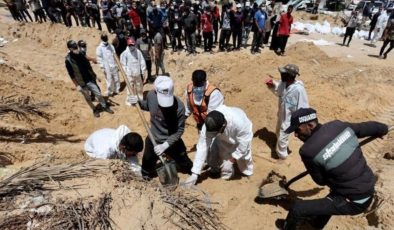 BM İnsan Hakları Yetkilisi Volker Türk: Gazze’deki toplu mezar haberlerinden dehşete düştüm