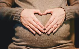 Daha önce duymamış olabileceğiniz 8 hamilelik belirtisi!