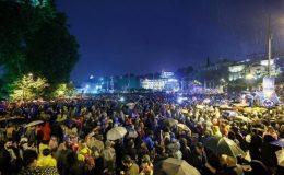 Dört ülkenin dışişleri bakanları, Gürcistan’daki protestoya katıldı