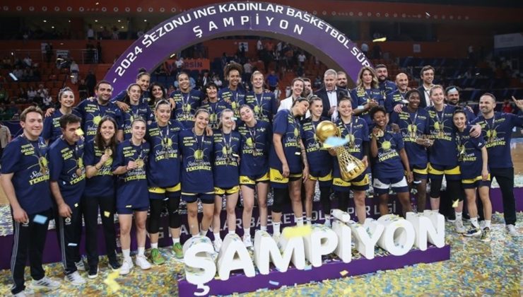 Fenerbahçe Alagöz Holding 4 kupada zafere ulaştı: ‘Hayallerin ötesinde bir sezon’