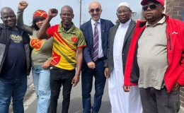 Güney Afrika’da Türk asıllı siyasetçi başbakan adayı oldu