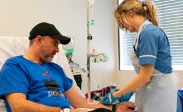 İlk kişiselleştirilmiş cilt kanseri aşısı İngiltere’de test ediliyor: ‘Heyecan verici’