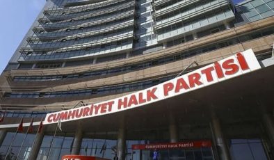 Özgür Özel başkanlığında: CHP’li belediye başkanları Genel Merkez’de toplanacak