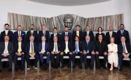 Fenerbahçe’de Ali Koç ve yönetimi mazbatalarını aldı