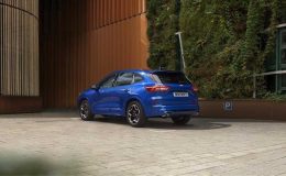 Yeni Ford Kuga satışa sunuldu: İşte fiyatı ve teknik özellikleri