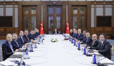 EKK, Cumhurbaşkanı Yardımcısı Yılmaz başkanlığında toplandı