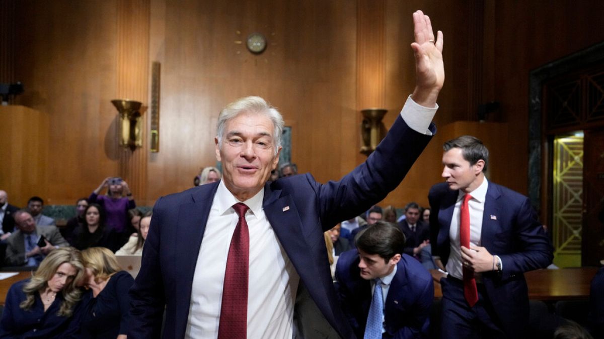 ABD Senatosu’nun onayını alan Türk asıllı ünlü doktor Mehmet Öz, Medicare ve Medicaid’i yönetecek