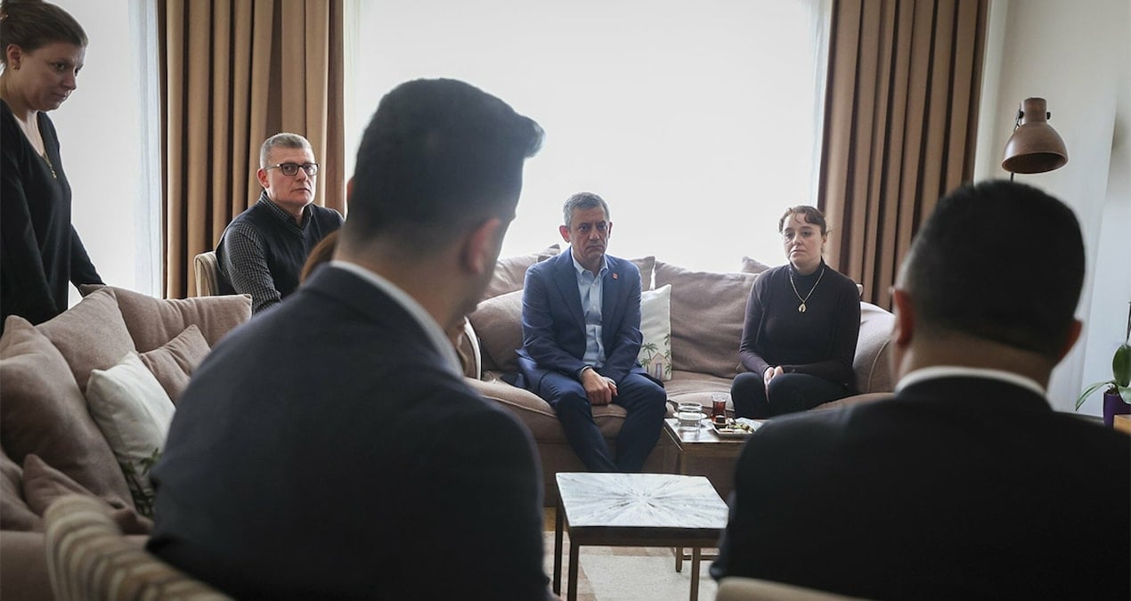Özel’den Mattia Ahmet’in ailesine ziyaret