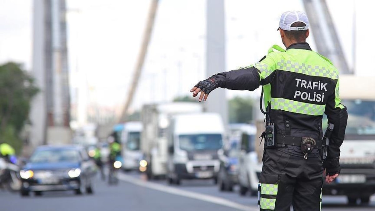 Trafikte kural ihlali yapanlar yandı: Yeni düzenlemeyle cezalar artıyor